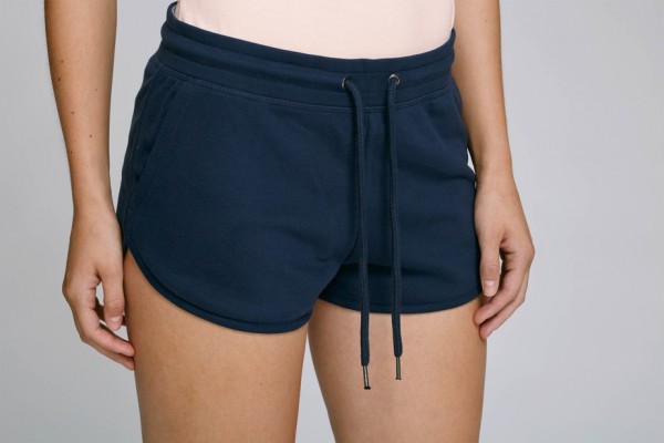 Kurze bequeme Jogginghose für Damen